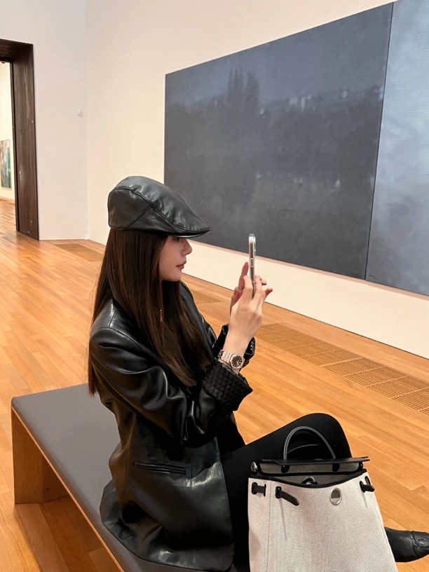 whoskongxx·品味兼具高知纯手工袖口编织皮衣