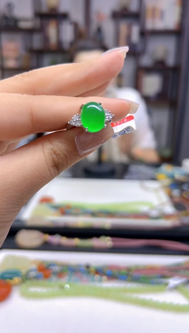 【闪购商品】翡翠戒指银S925镶嵌小J37