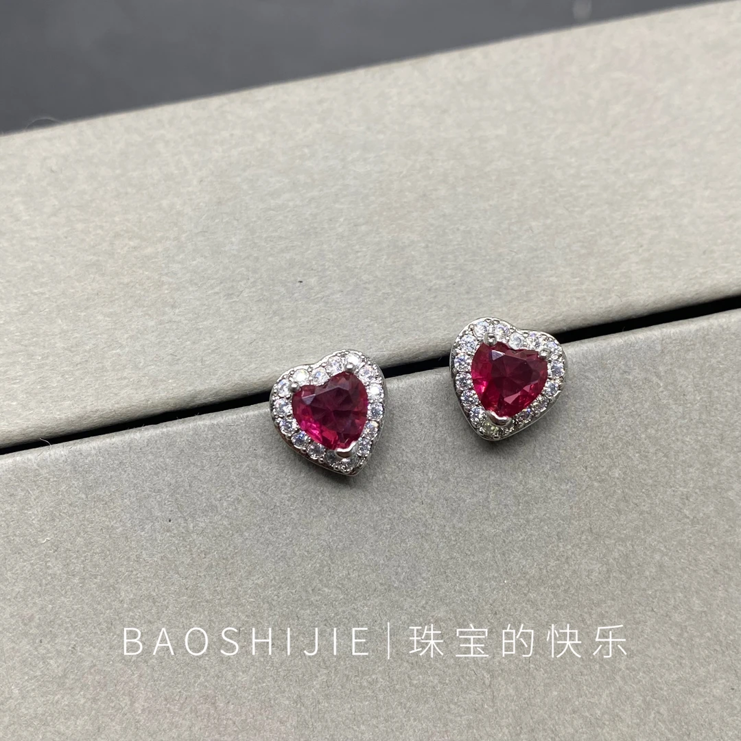 爱心轻奢百搭复古银针耳饰/e239