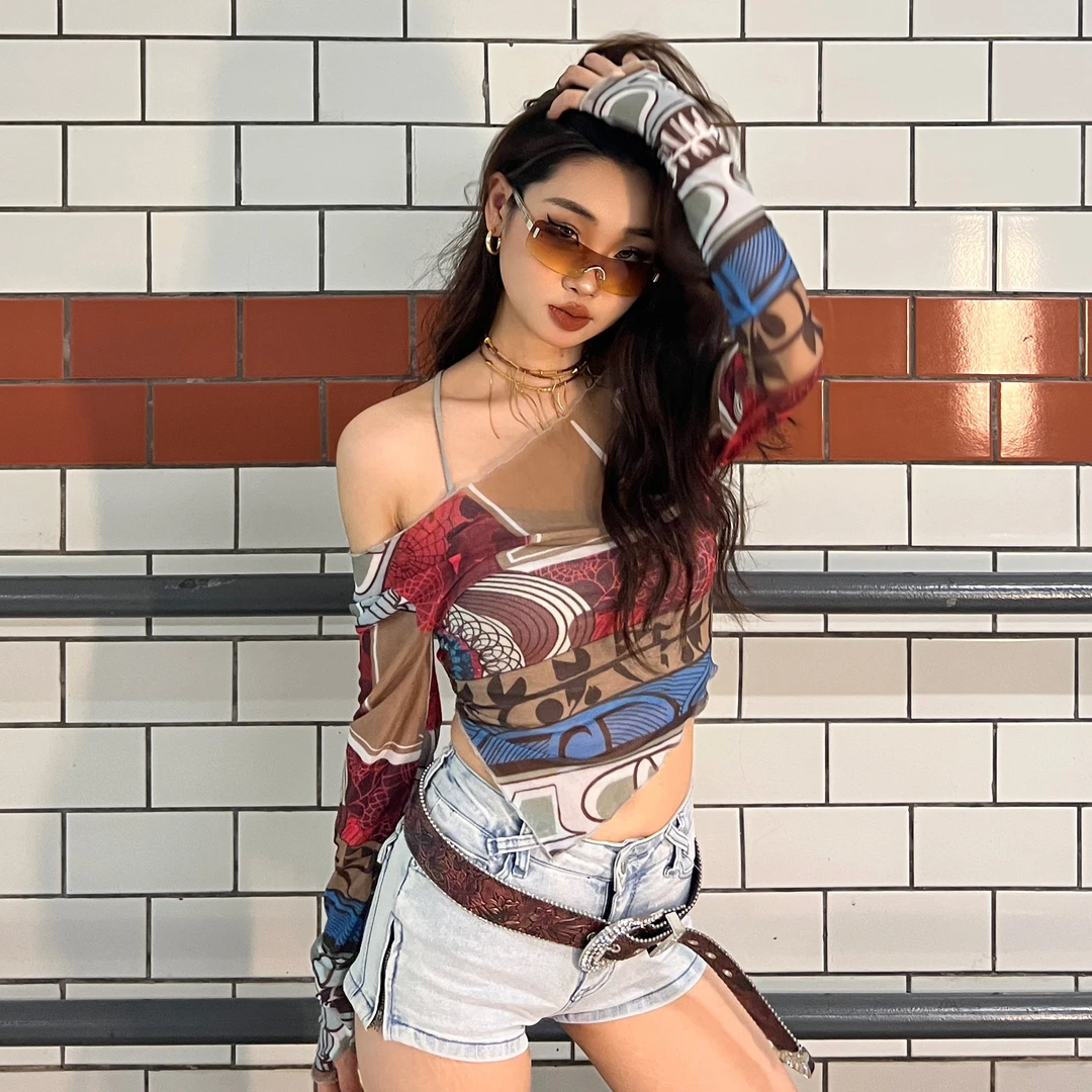 【NO退NO换】“呛口小辣椒”性感网纱不规则t长袖