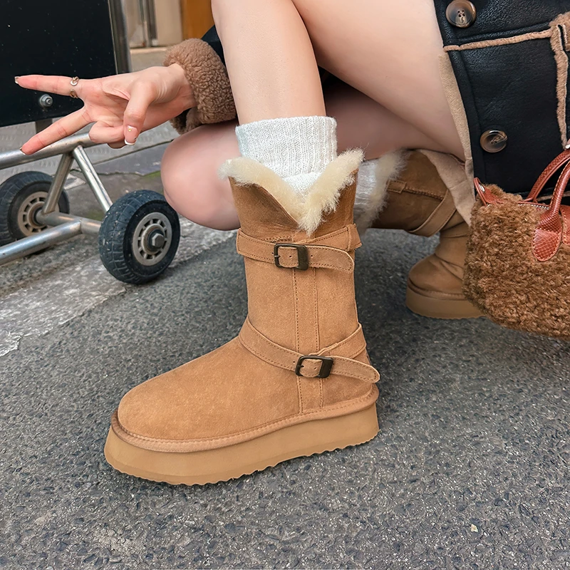 厚底增高雪地靴女羊皮毛一体2024新款东北防滑加厚长筒靴子