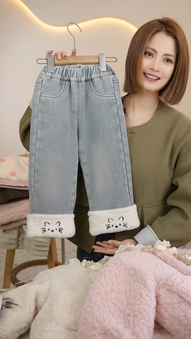 现货FF310女童冬季加绒脚口猫咪牛仔裤