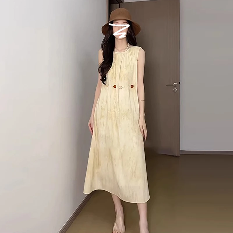 3473小个子无袖背心黄色连衣裙子女2025新款夏显瘦沙滩长裙