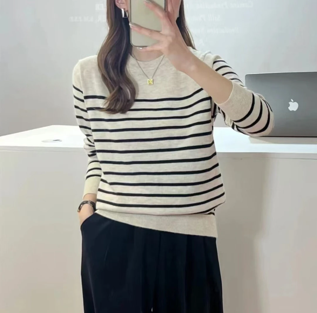 条纹针织衫新款韩版时尚显瘦洋气毛衫女长袖圆领套头百搭宽松上衣