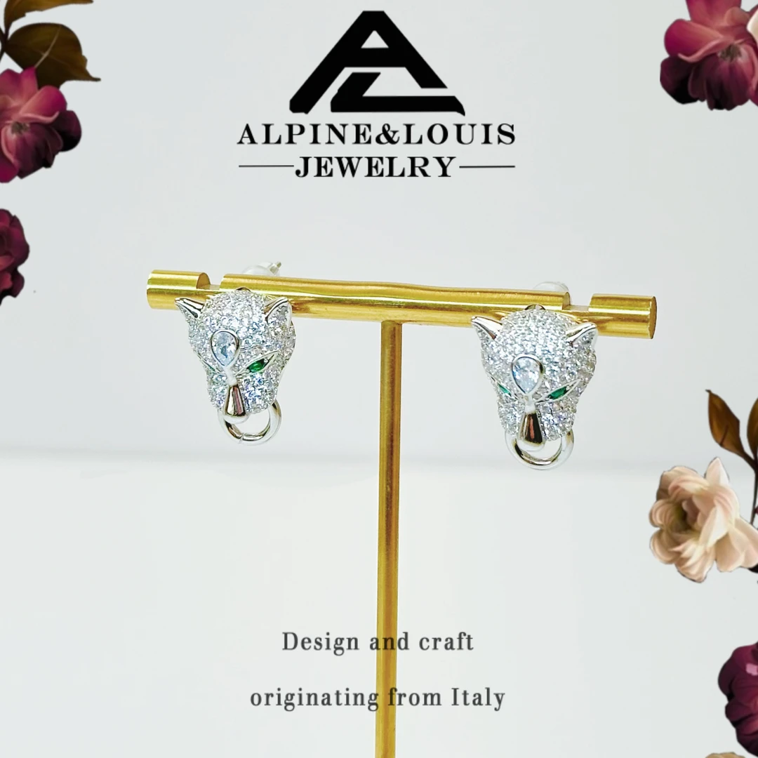 铜合金耳饰 欧美时尚设计感轻奢豪镶猎豹个性耳钉YE-3542银色蝴蝶