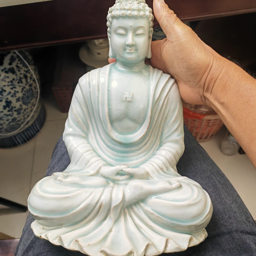 湖田窑小陶瓷佛像一件