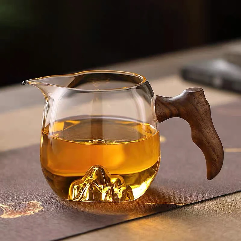 公道杯玻璃分茶器高硼硅茶海木把高档公杯加厚耐热分茶杯茶具配件