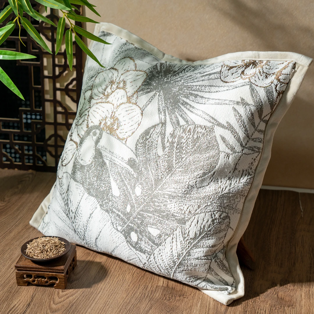 世间臻宝-沉香抱枕44cm*44cm/多样性发/发一个/B392