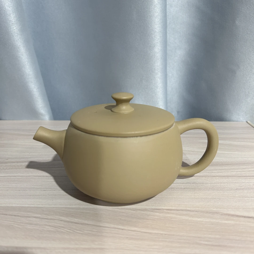 GF192黃段汉瓦茶壶