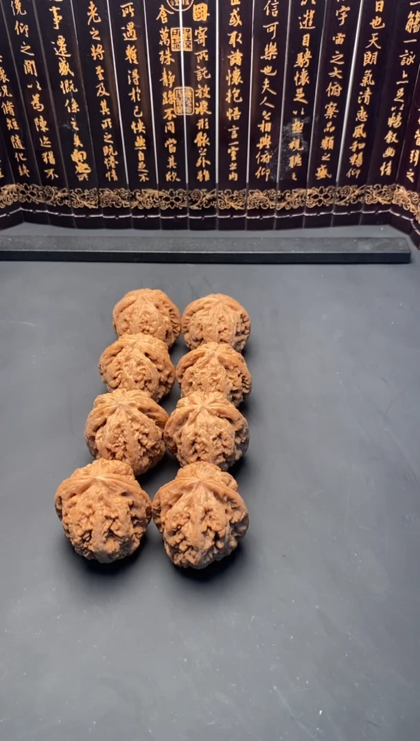 【闪购商品】文玩核桃把件粗筋39左右全品