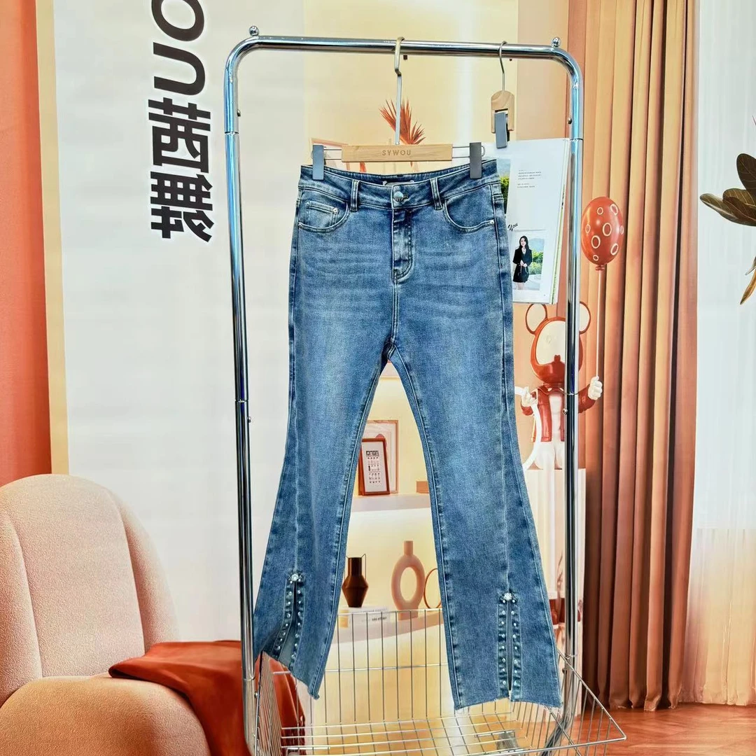 牛仔裤女2025时尚百搭开叉微喇裤【725815】