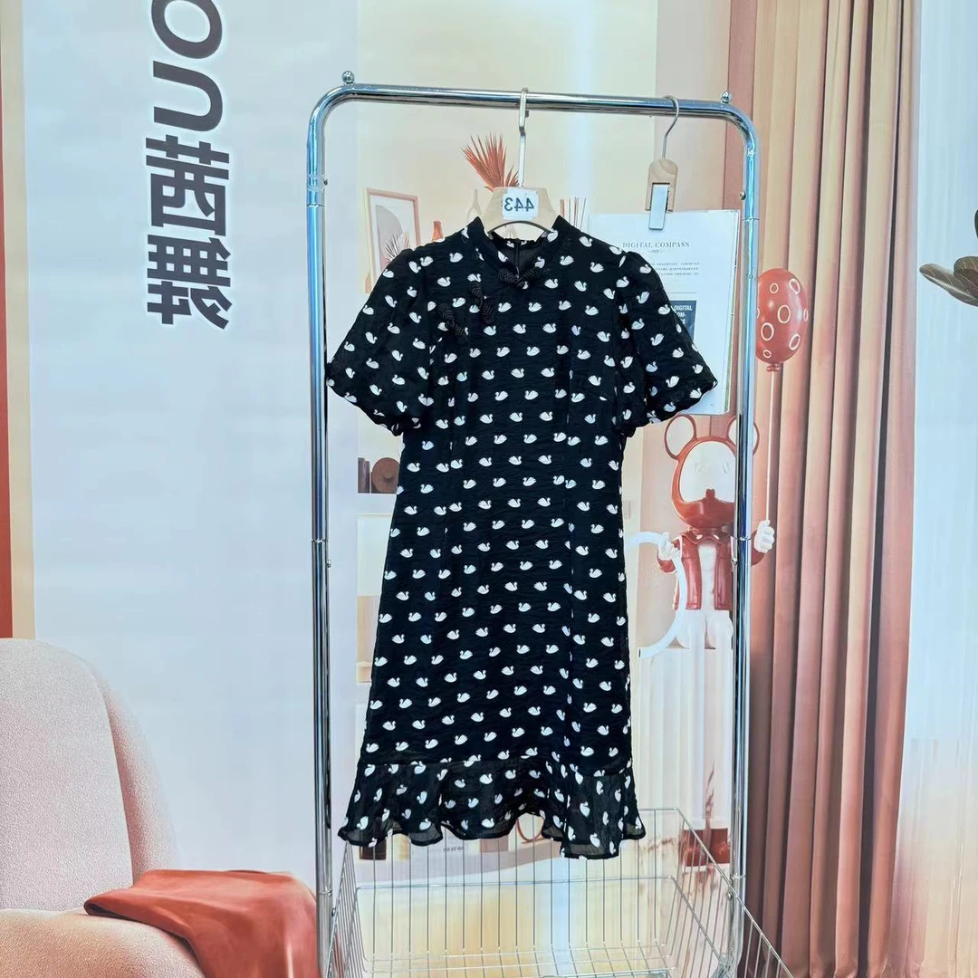 短袖连衣裙女2025时尚气质荷叶摆印花中长裙【233702】