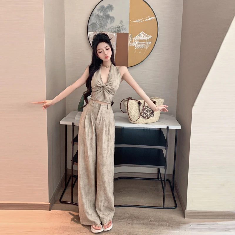 法式漂亮性感辣妹轻奢高端女装设计感V领挂脖背心直筒垂感阔腿裤