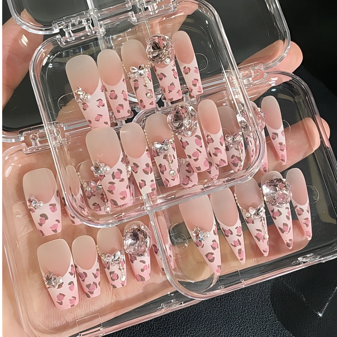 【粉红豹】手工穿戴美甲