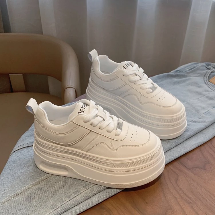 增高8cm小白鞋女2025春季新款百搭松糕厚底运动休闲板鞋子潮韩版