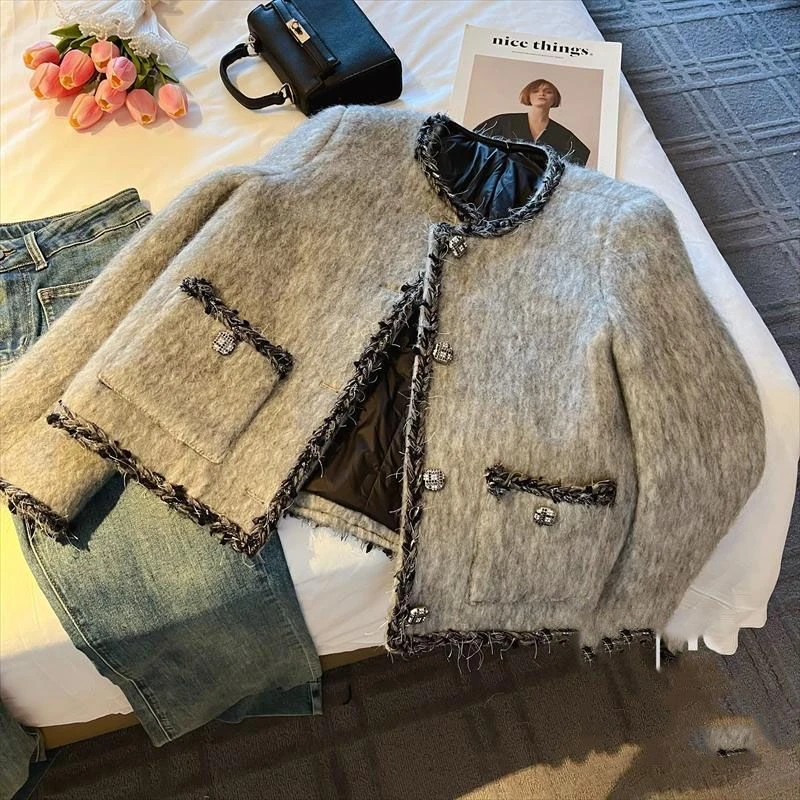 波司断码名媛网红洋气时尚法式气质羽绒服灰色小香风外套女2023年