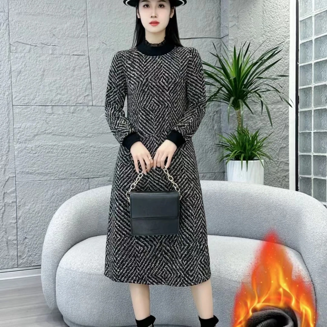 千鸟格优雅妈妈装气质时尚一体绒连衣裙