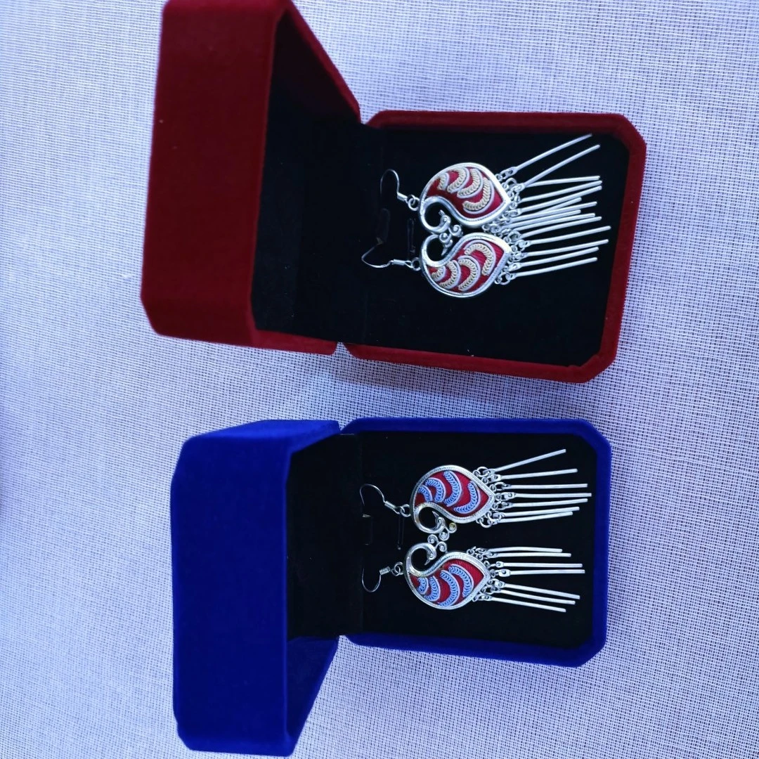 无品牌非遗纯手工马尾绣耳环