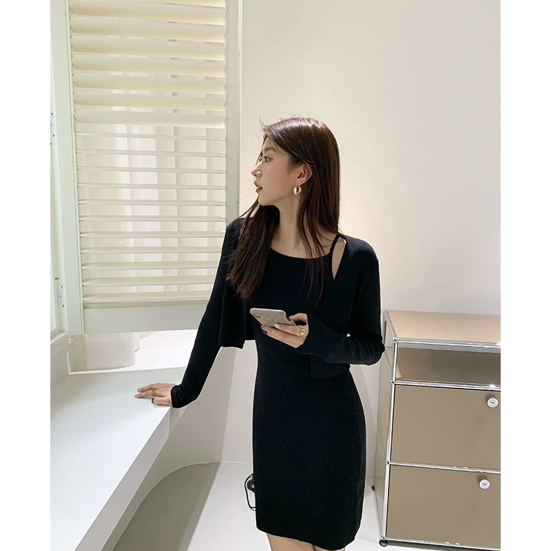 ADA MISS早春新款削肩袖针织吊带背心裙短裙+一粒扣短开衫女