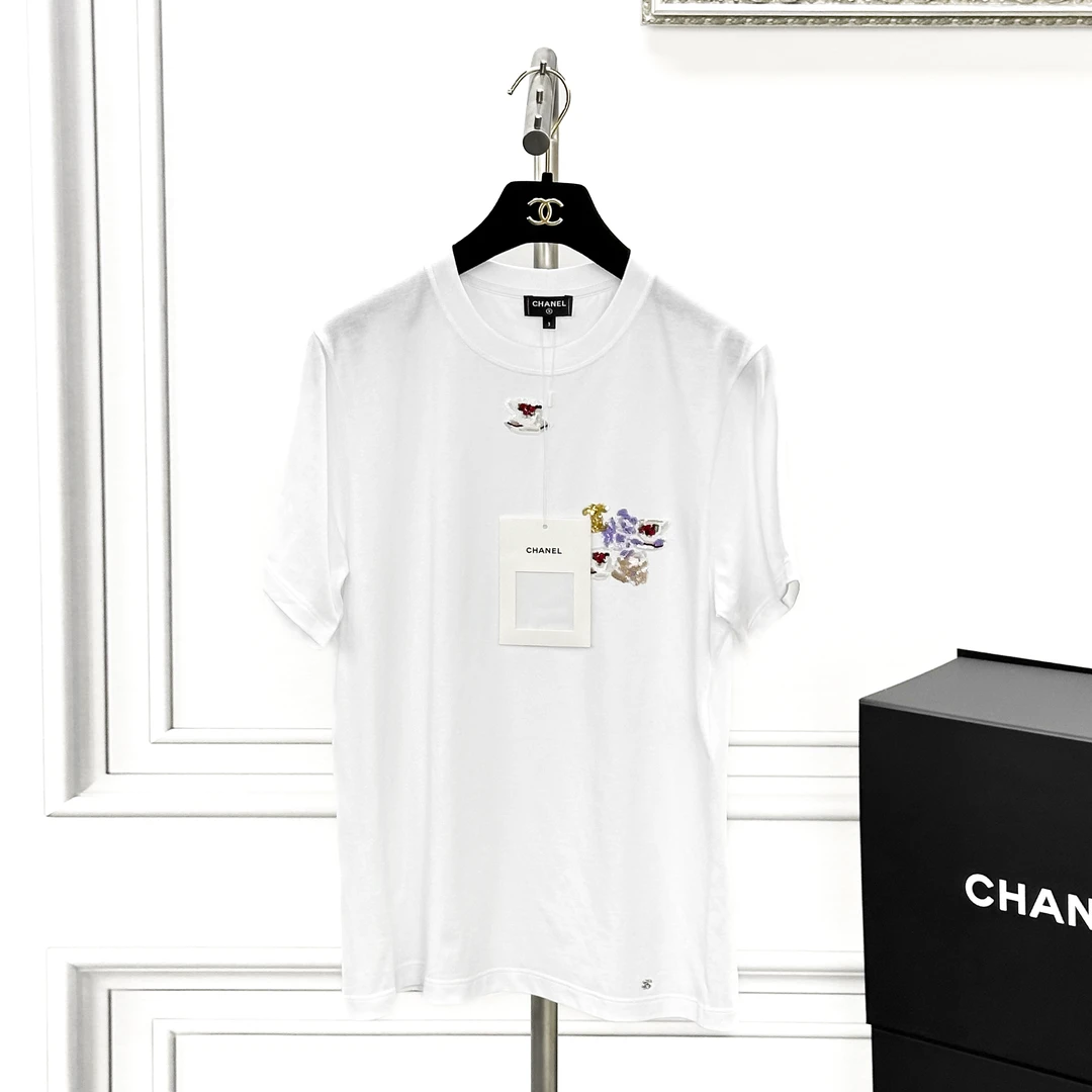 99新 Chanel/香奈儿 S码24A白色亮片刺绣短袖T恤