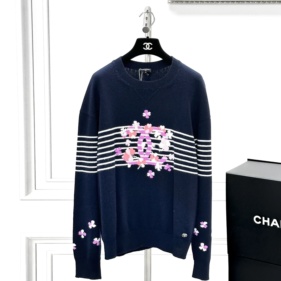 99新 Chanel/香奈儿 38码 24P蓝色拼四叶草双C羊绒毛衣