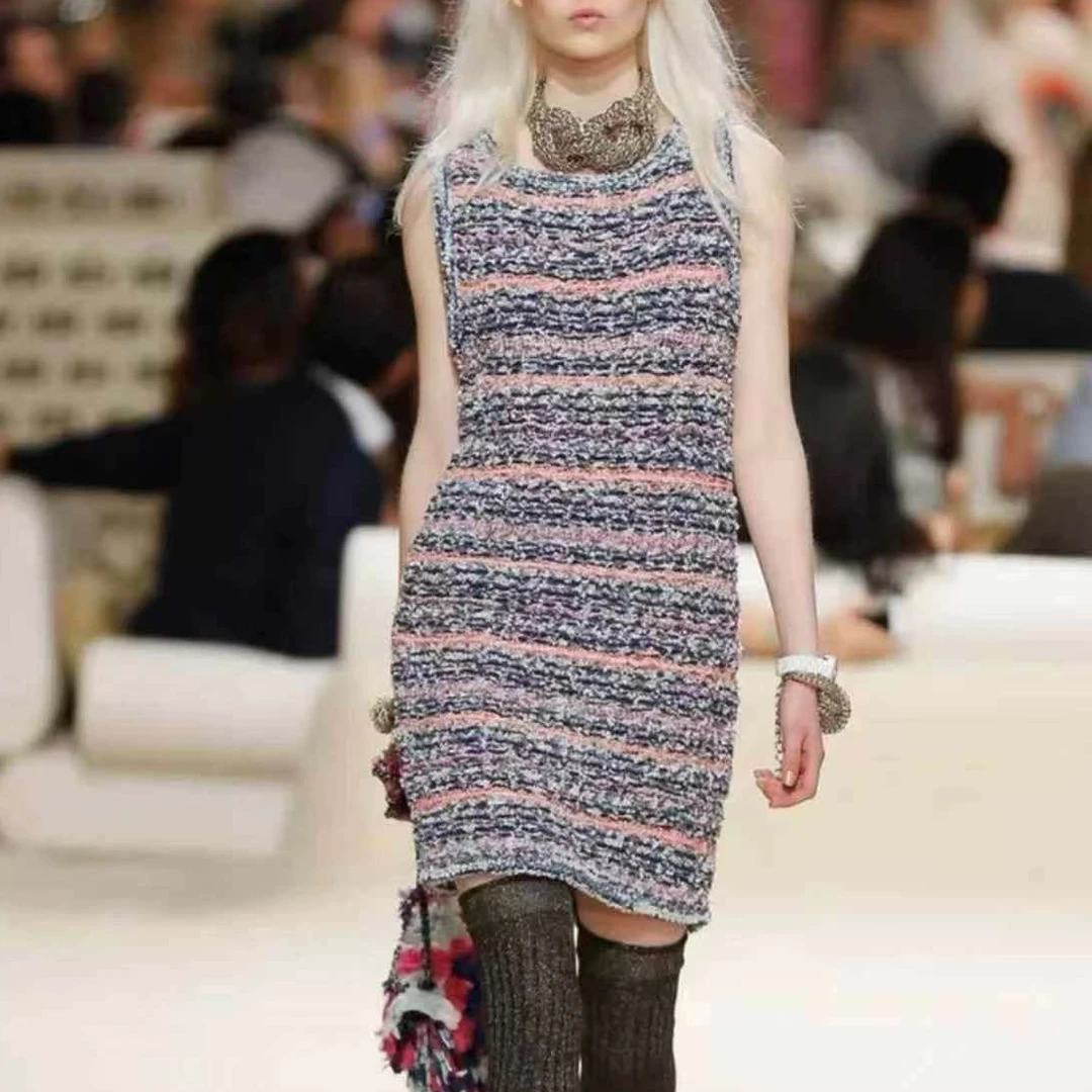 99新 Chanel/香奈儿 36码迪拜系列蓝粉混色条纹针织连衣裙