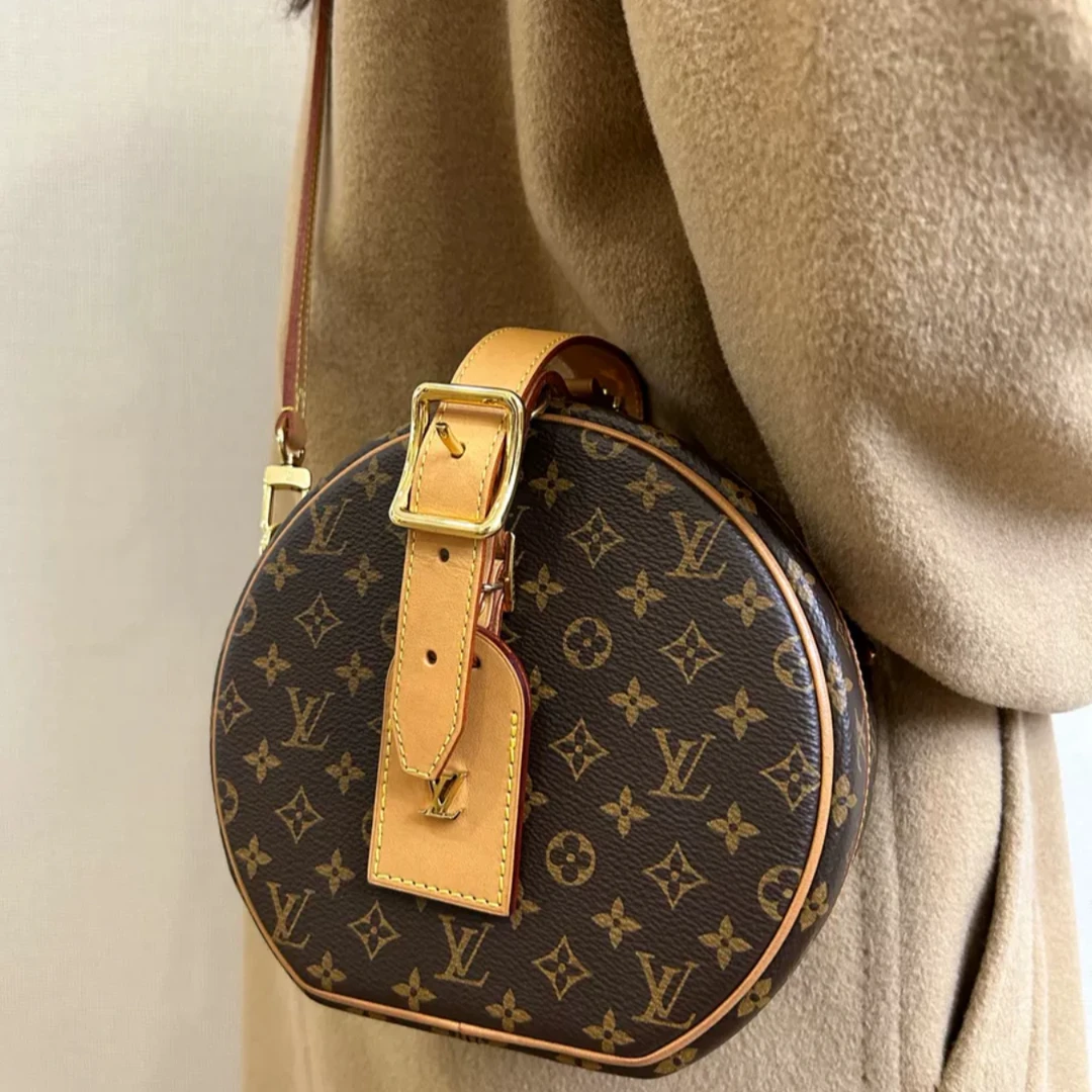 99新 LouisVuitton/路易威登 棕色 老花 圆饼 单肩包