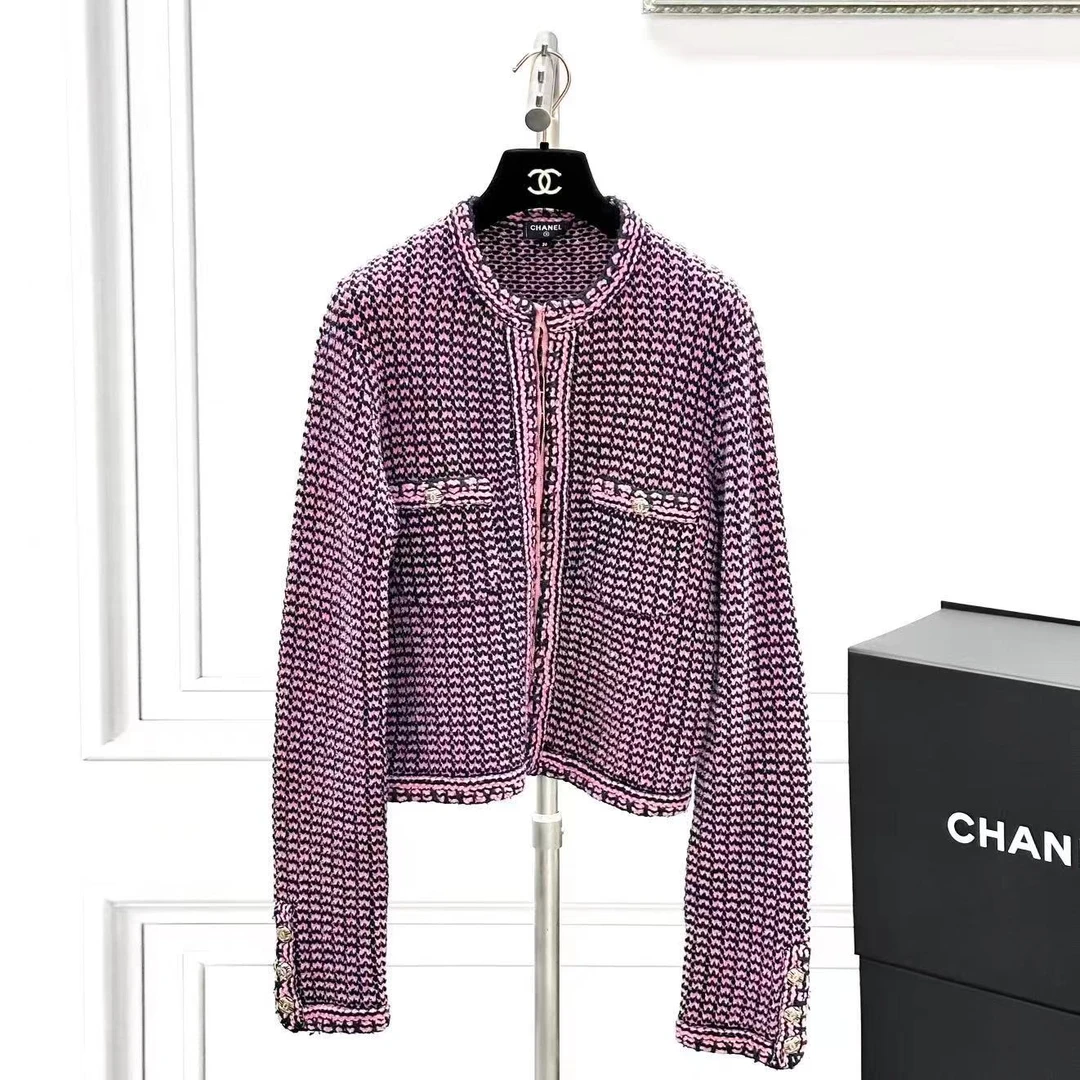 99新 Chanel/香奈儿 36码21P粉色拼黑色针织圆领开衫