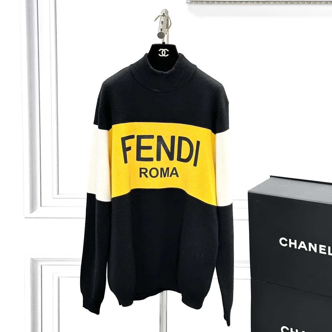 99新 FENDI/芬迪 48码 黑色拼白色拼黄色 字母 长袖 毛衣