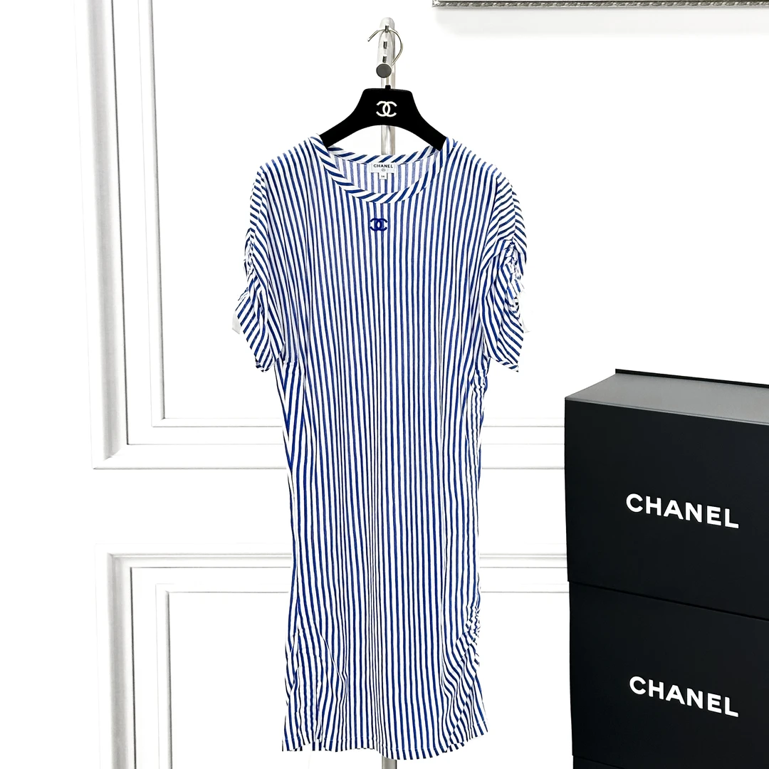 99新 Chanel/香奈儿 34码 蓝白色 条纹 连衣裙