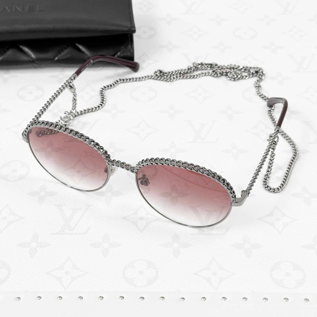 99新 Chanel/香奈儿 链条边框 墨镜