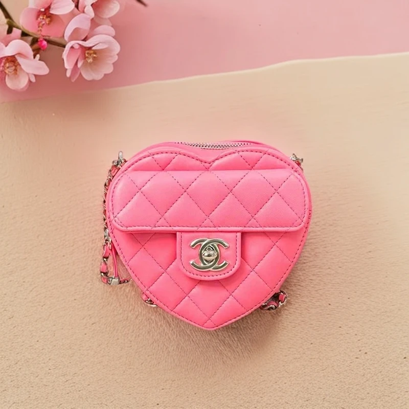 99新 Chanel/香奈儿 22S小号 粉色爱心链条包
