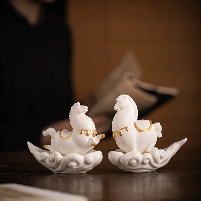 国潮唐马陶瓷工艺品摆件创意天马行空生肖马家居客厅桌面装饰礼品