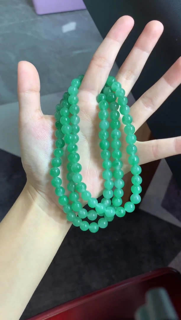 【闪购商品】石英质玉颈饰未镶嵌珠串