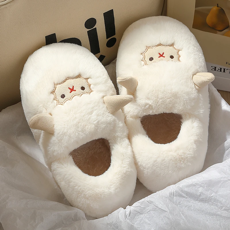 软萌小羊棉拖鞋女生包跟秋冬季居家室内厚底防滑加绒保暖可爱棉鞋