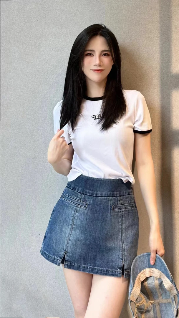 易缔媤牛仔短裤D11075WZ005