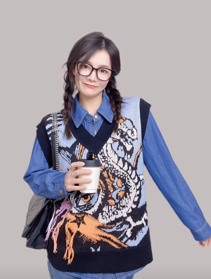 易缔媤涂鸦款马甲DE70085