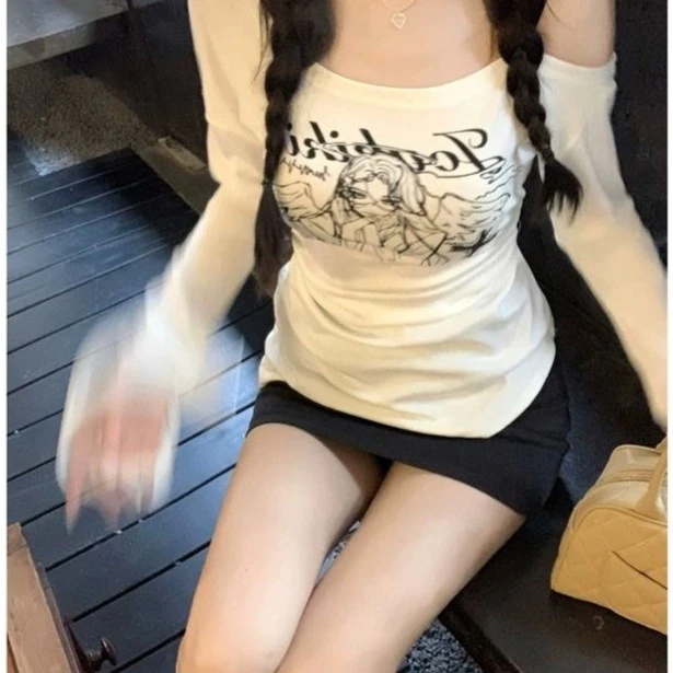 2023秋季新款法式显瘦t恤女防晒露腰辣妹别致高级感美式复古上衣
