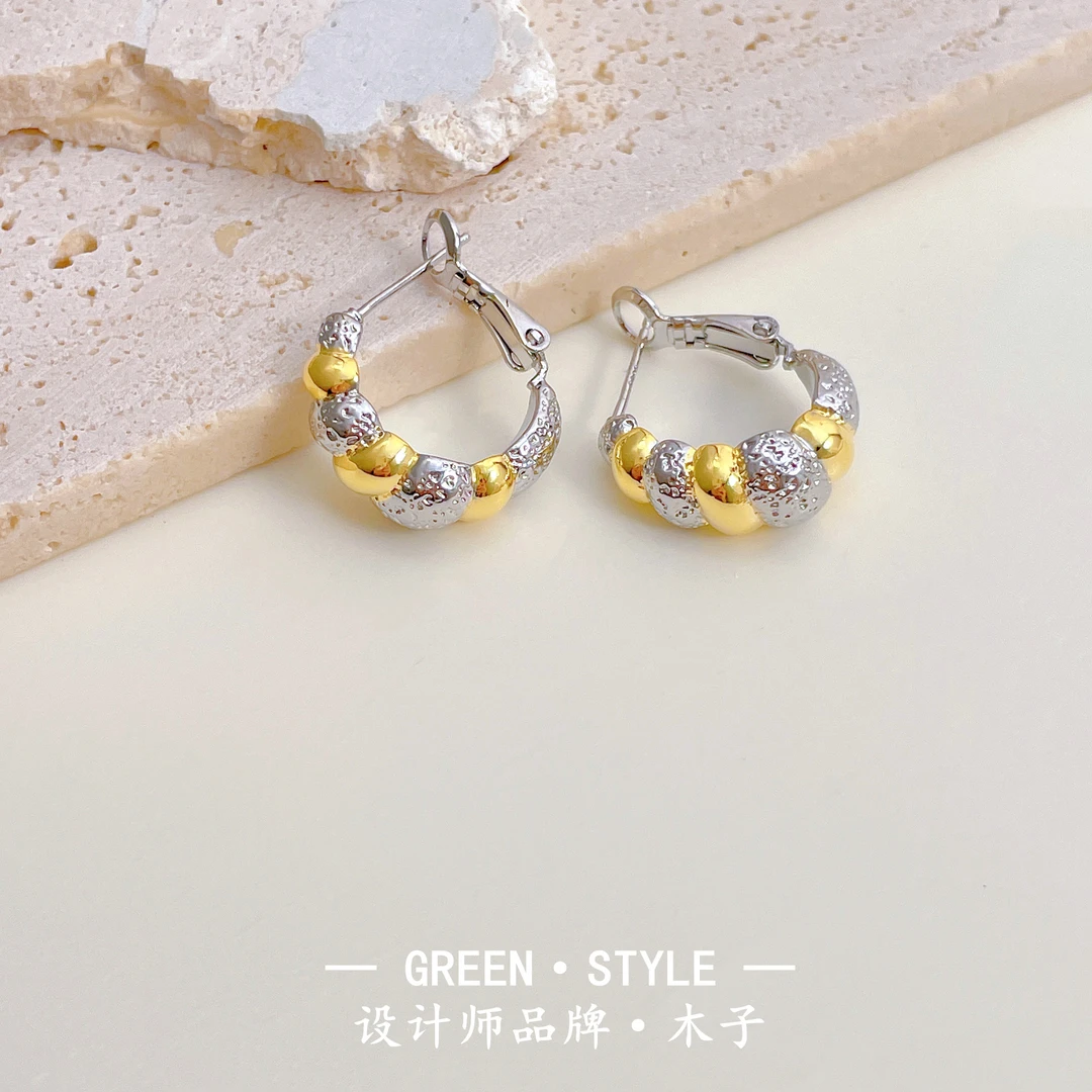 铜合金耳饰 【新款撞色小耳圈】轻奢百搭设计师简约个性耳饰-G54
