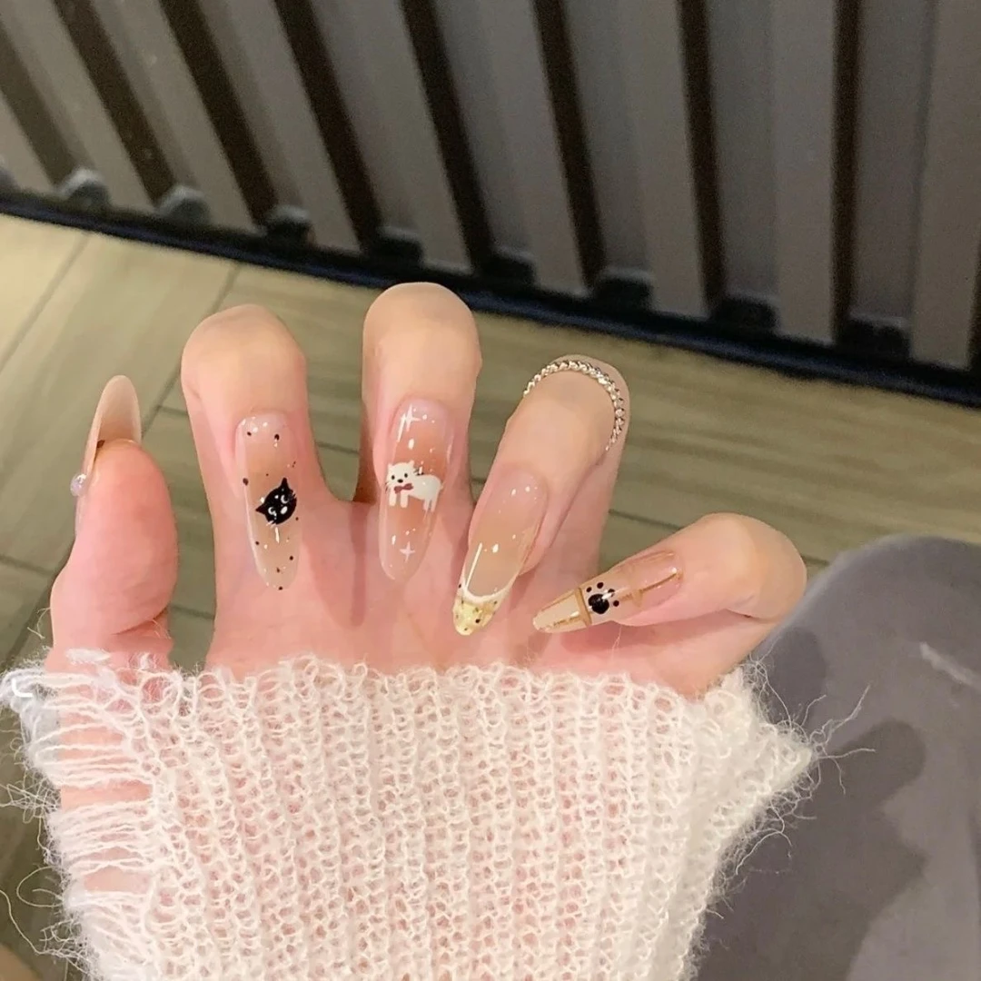 可爱卡通捣蛋猫咪穿戴甲学生长款秋冬显白甜美少女心百搭气质美甲