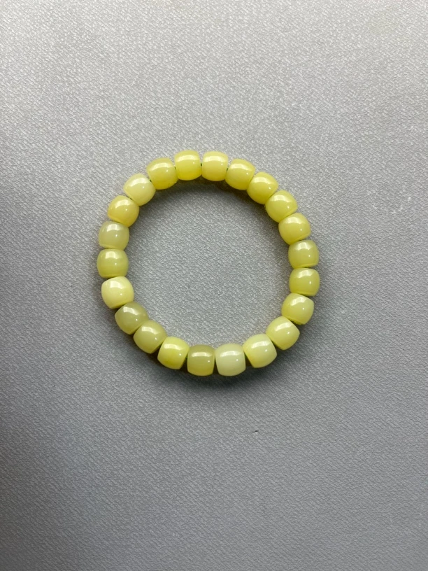 缅绿直切单圈手串 尺寸卡9.5mm左右