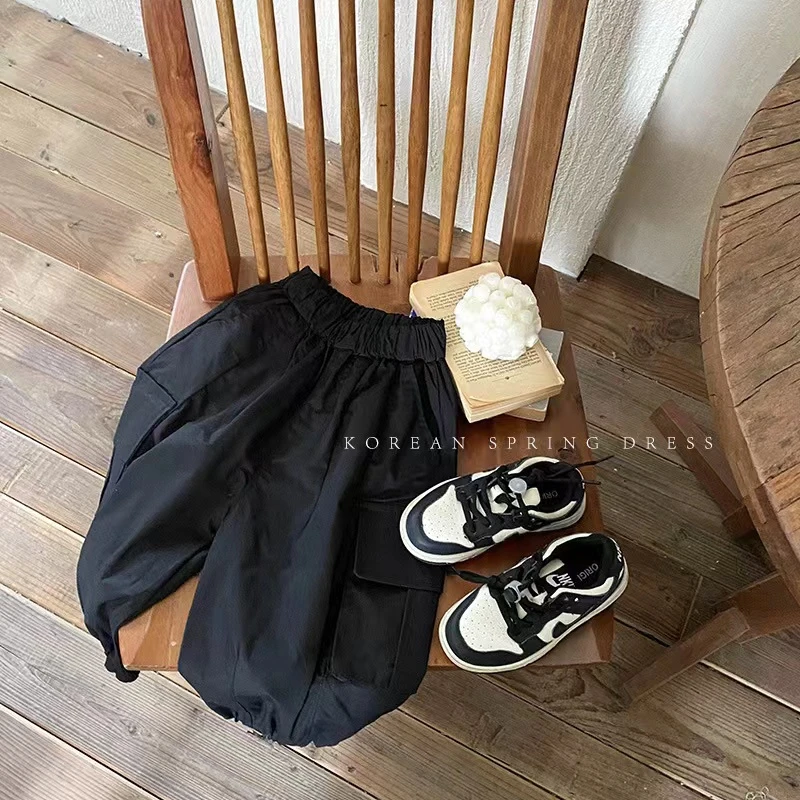【两个小盆友】儿童潮流休闲宽松秋季黑色工装裤多口袋百搭长裤1557