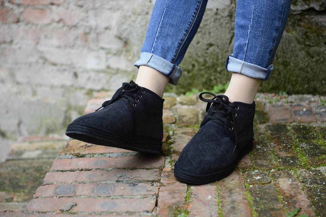 京花脸灯芯绒系带高帮保暖棉鞋