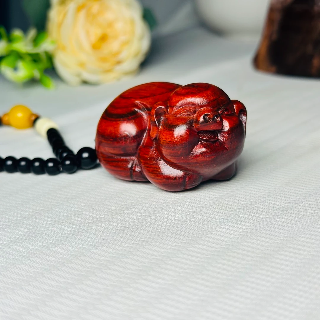 红檀木 福气小猪 手把件