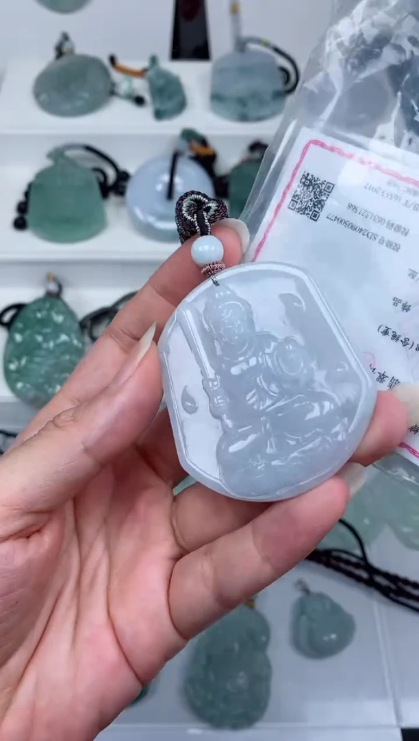 【闪购商品】翡翠颈饰未镶嵌吊坠