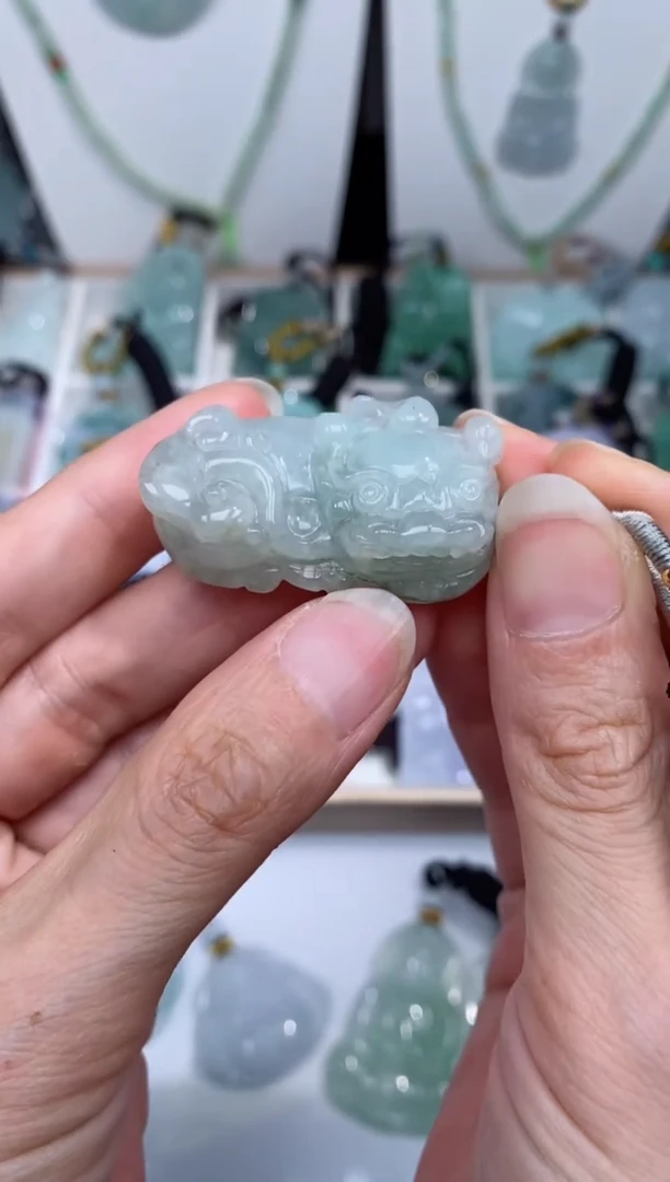 【闪购商品】翡翠颈饰未镶嵌吊坠