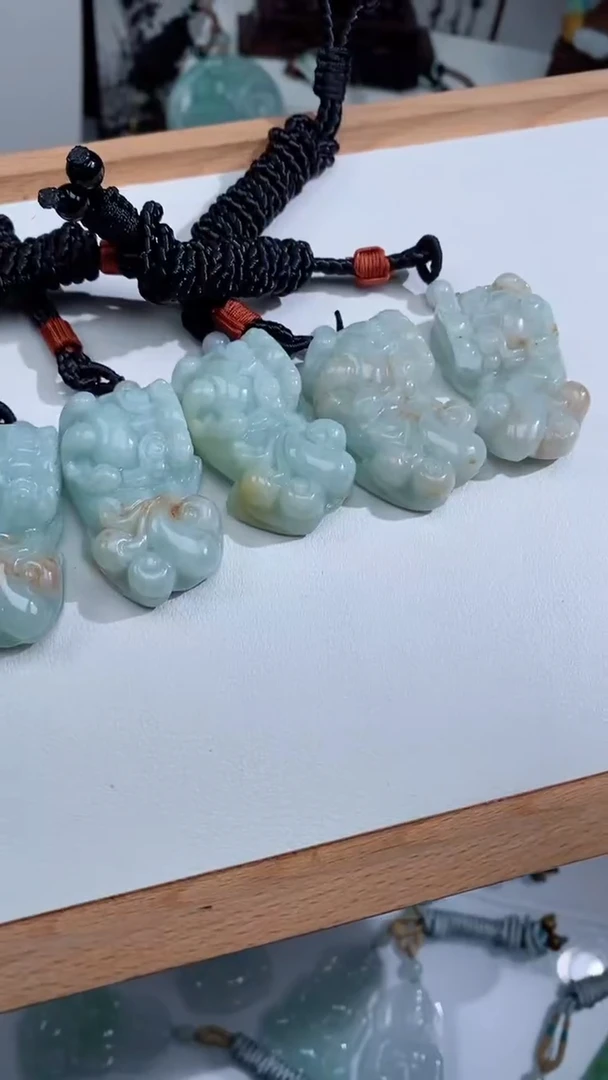 【闪购商品】翡翠颈饰未镶嵌吊坠多样性发一件