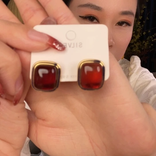 血珀耳饰银S925镶嵌耳钉