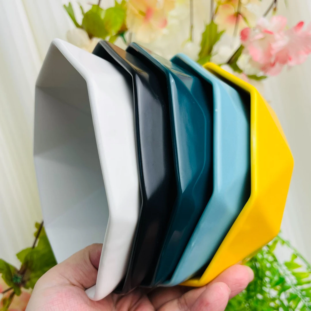 【矮脚猫系列】陶瓷矮脚猫系列粮碗喝水零食碟釉下彩护颈实用｛高档｝