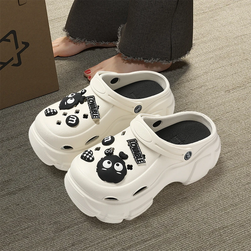 百慕倾臣可爱卡通煤球厚底洞洞鞋女外穿2024新款踩屎感防滑拖鞋夏